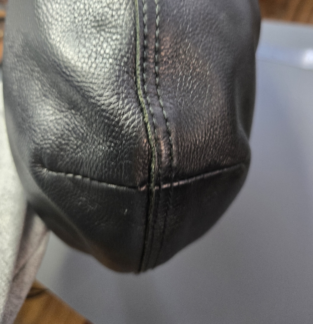 ​⭐ BUNDLE DEAL: Madewell Leather Shoulder Bag+ Matching Coin Purse ⭐ - Picture 4 of 12